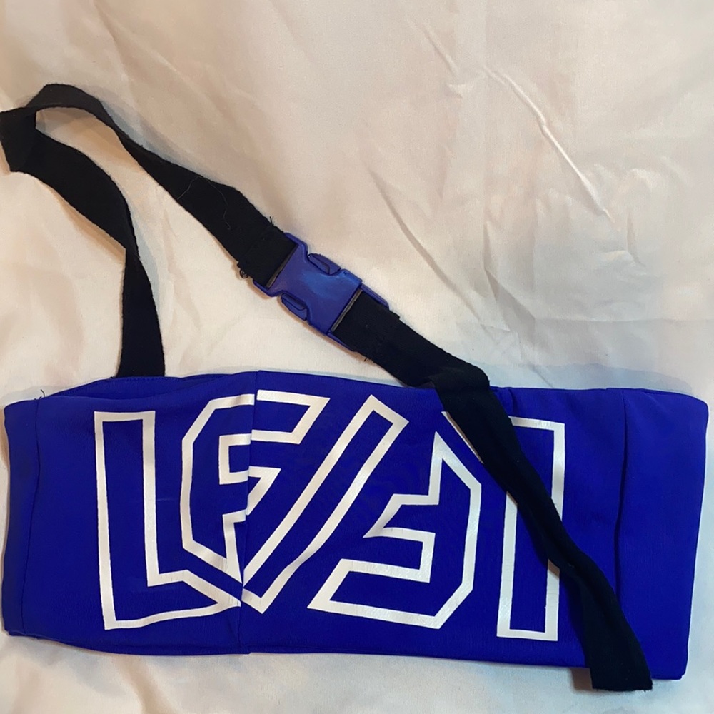 LF sports bra